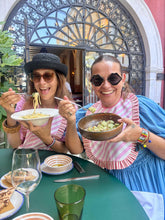 Load image into Gallery viewer, Patterned panama cotton pasta bibs with ruffles - 1 item with a minimum order of 30/60 - Pre order now