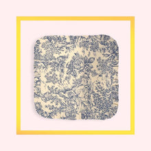 Load image into Gallery viewer, Toile de Jouy print cotton napkins with ruffles - 1 piece with a minimum order of 6 - Ready to ship